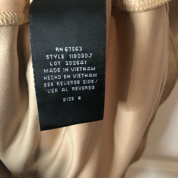 Ladies evening dress - Picture 6 of 9